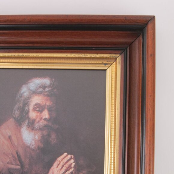 Antique Victorian Deep Picture Frame Walnut Wood Gold Gilt Old Man Praying Print - Picture 4 of 12